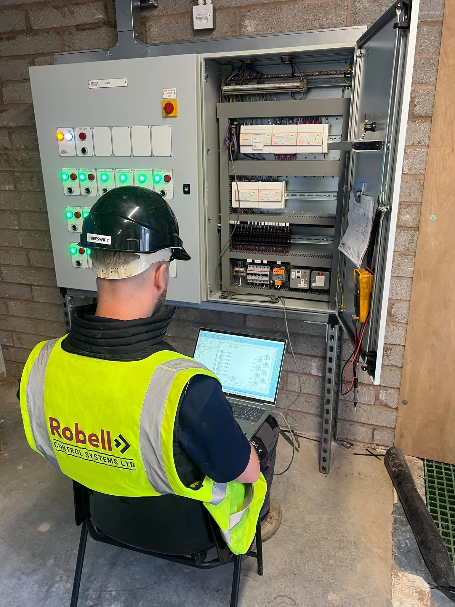 Engineer optimising building plant performance
